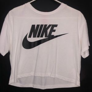 Nike crop